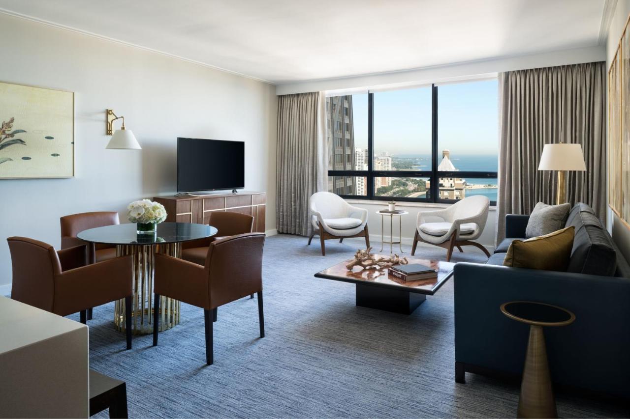 Отель The Ritz-Carlton, Чикаго Экстерьер фото