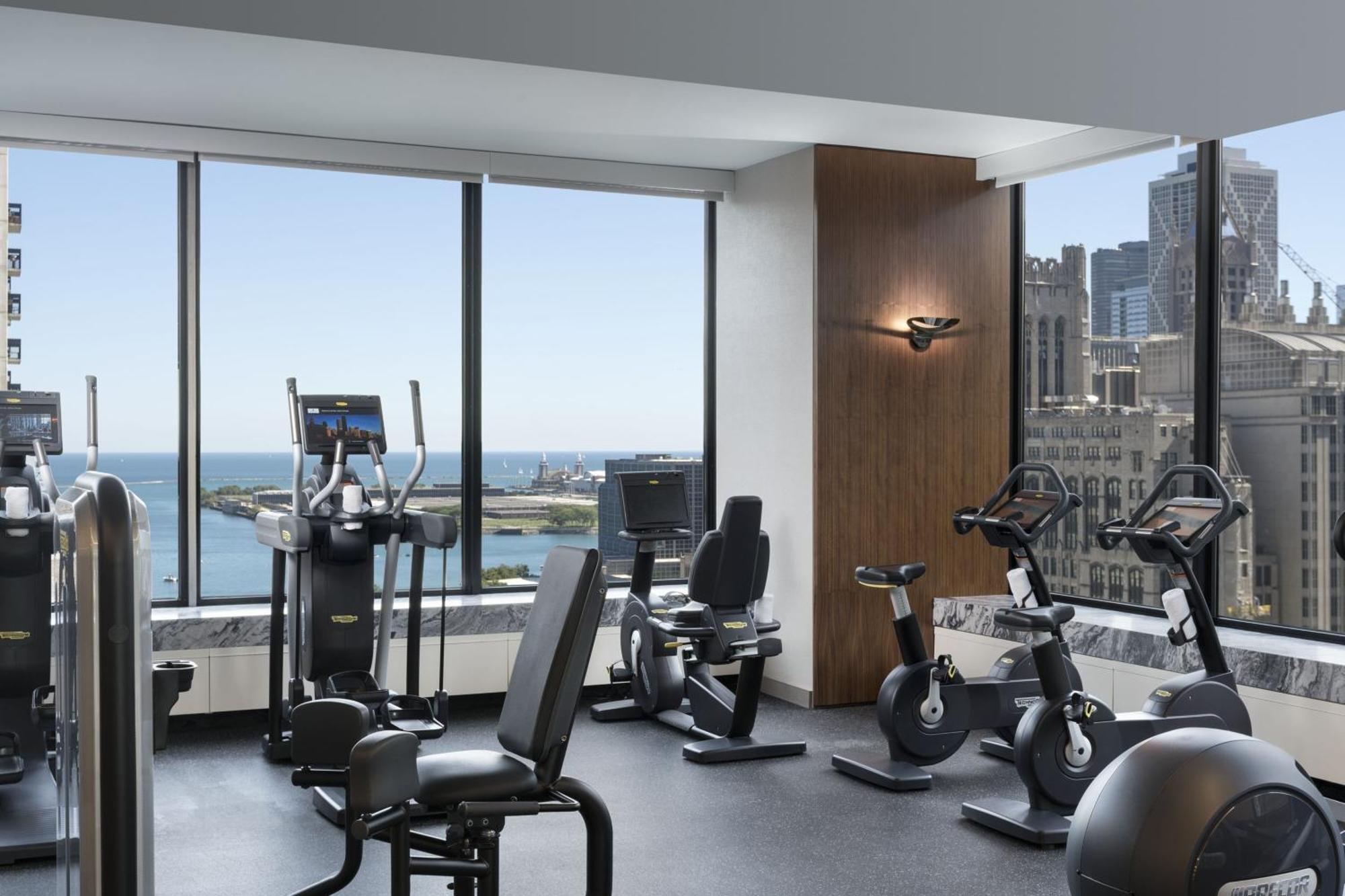 Отель The Ritz-Carlton, Чикаго Экстерьер фото